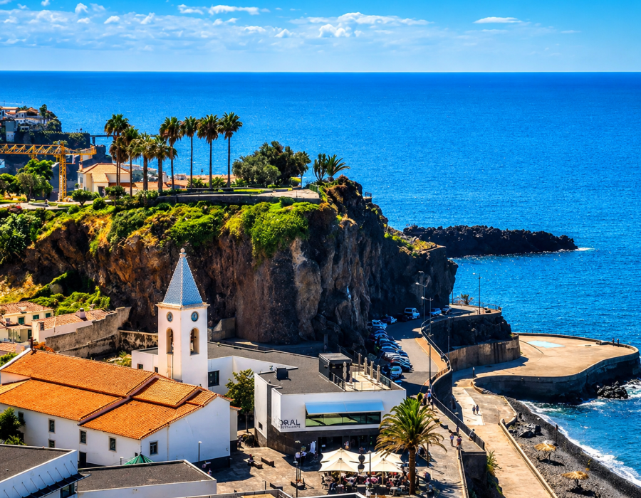 Câmara de Lobos Fishing Village Tuk Tuk Tour