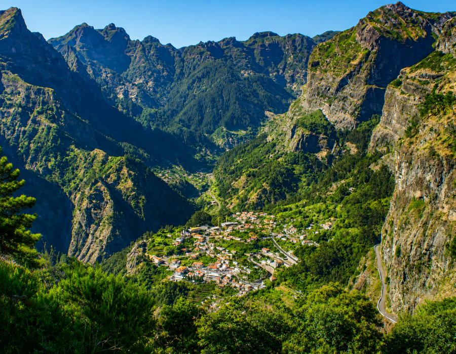 Eira do Serrado & Nun’s Valley Tuk Tuk Tour