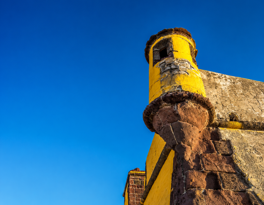 São Tiago Fort & Funchal Old Town Tuk Tuk Tour